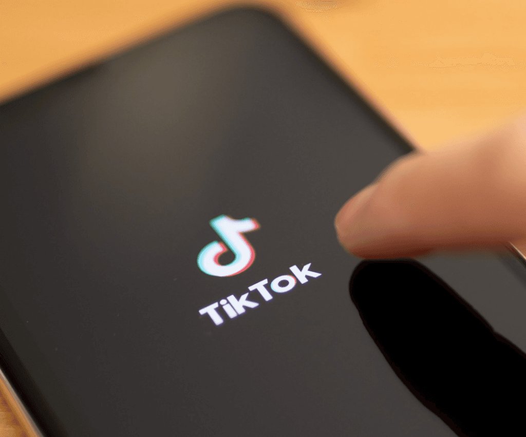 Cara Screenshot di TikTok, Bisa Simpan Video Favorit!